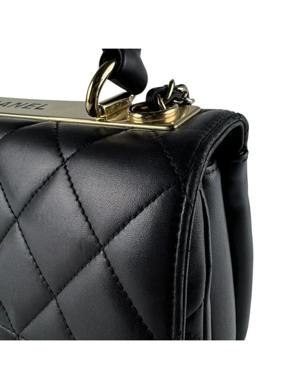 Chanel Shoulder Bag Trendy CC